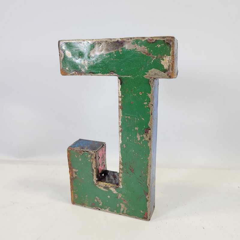Buchstabe "J" aus recycelten Ölfässern | 22 oder 50 cm | verschiedene Farben