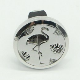Diffusore per Auto Clip'Arôme - Fenicottero - Acciaio Inox con Tamponi - Accessorio Decorativo per Aromaterapia - Idea Regalo