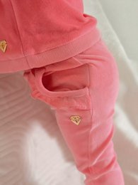 Little Chiq Baby Jogger Fel Rosé – Velvet Touch met Ruffles – Exclusief Comfort