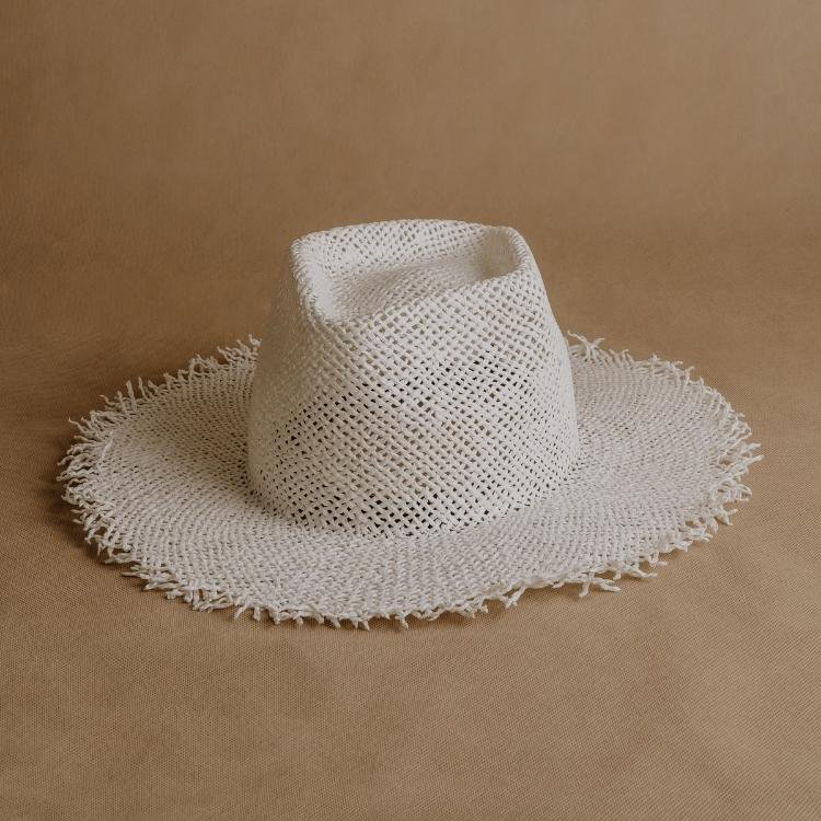 San Pancho · White beach hat