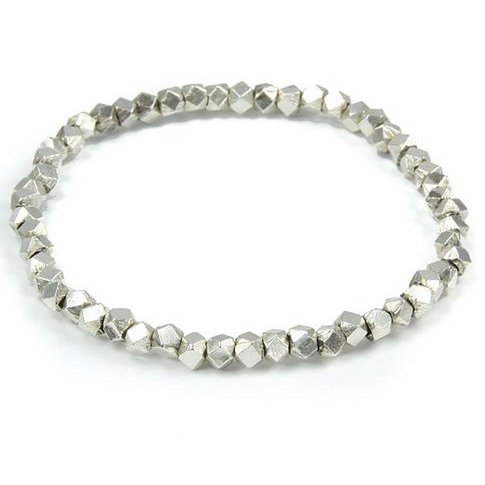 Bracelet énergie en argent avec petites pépites