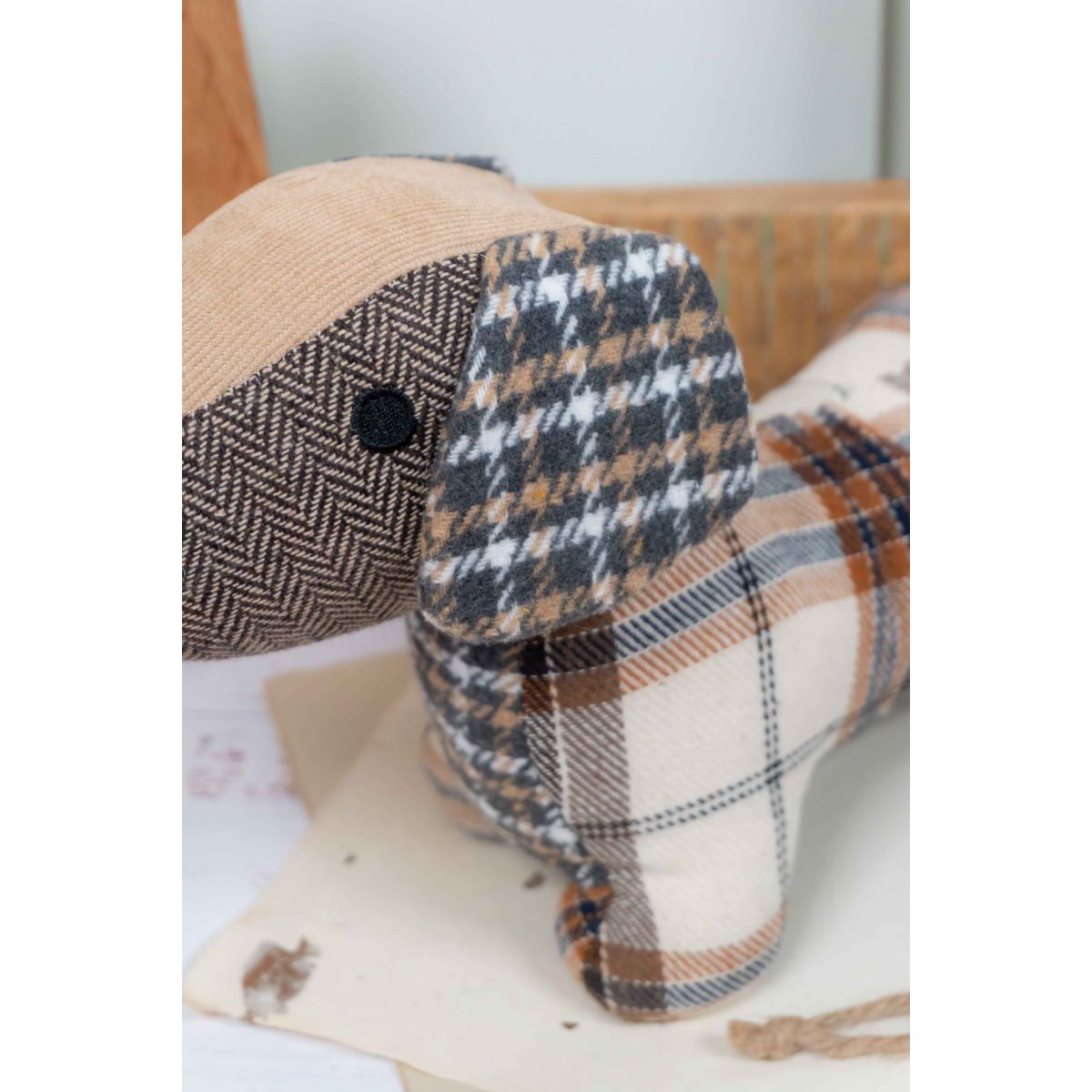 Pølsehund dørstopper 35 cm Isabelle Rose