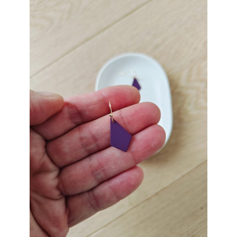 Lotta (Aubergine)