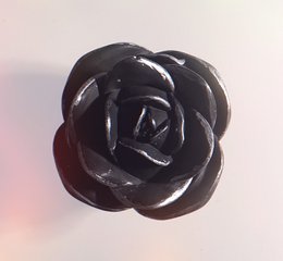 Exklusiv von mir hergestellt! Rosenförmige Box