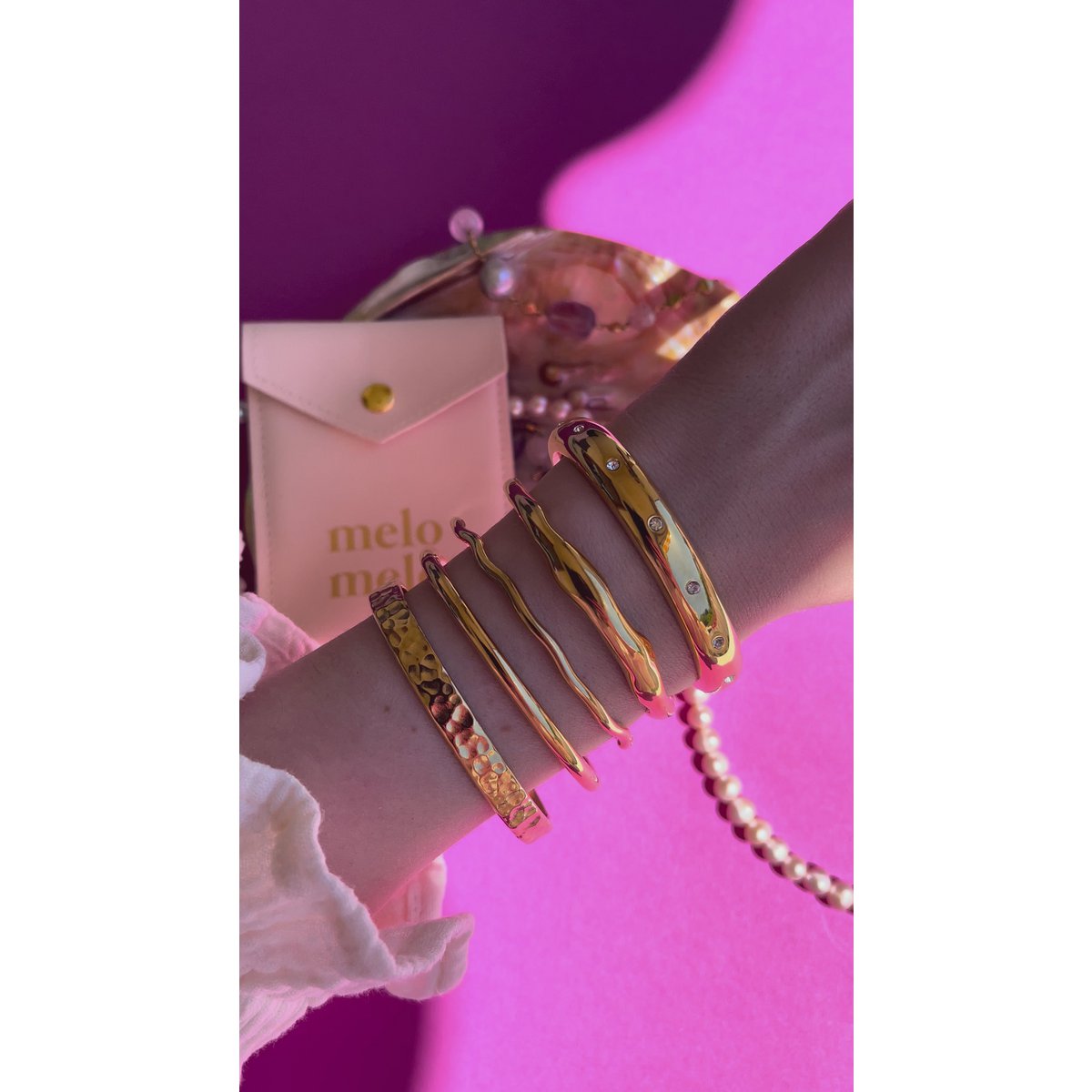 Sandwy - Gold Bangle for Women