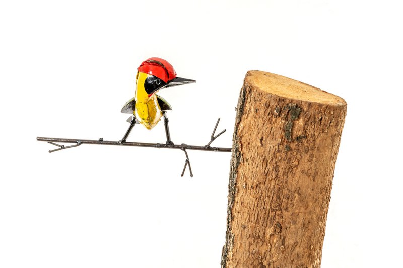 ZIMBA-ARTS PIC VERT EN MÉTAL À COLLER SUR L'ARBRE