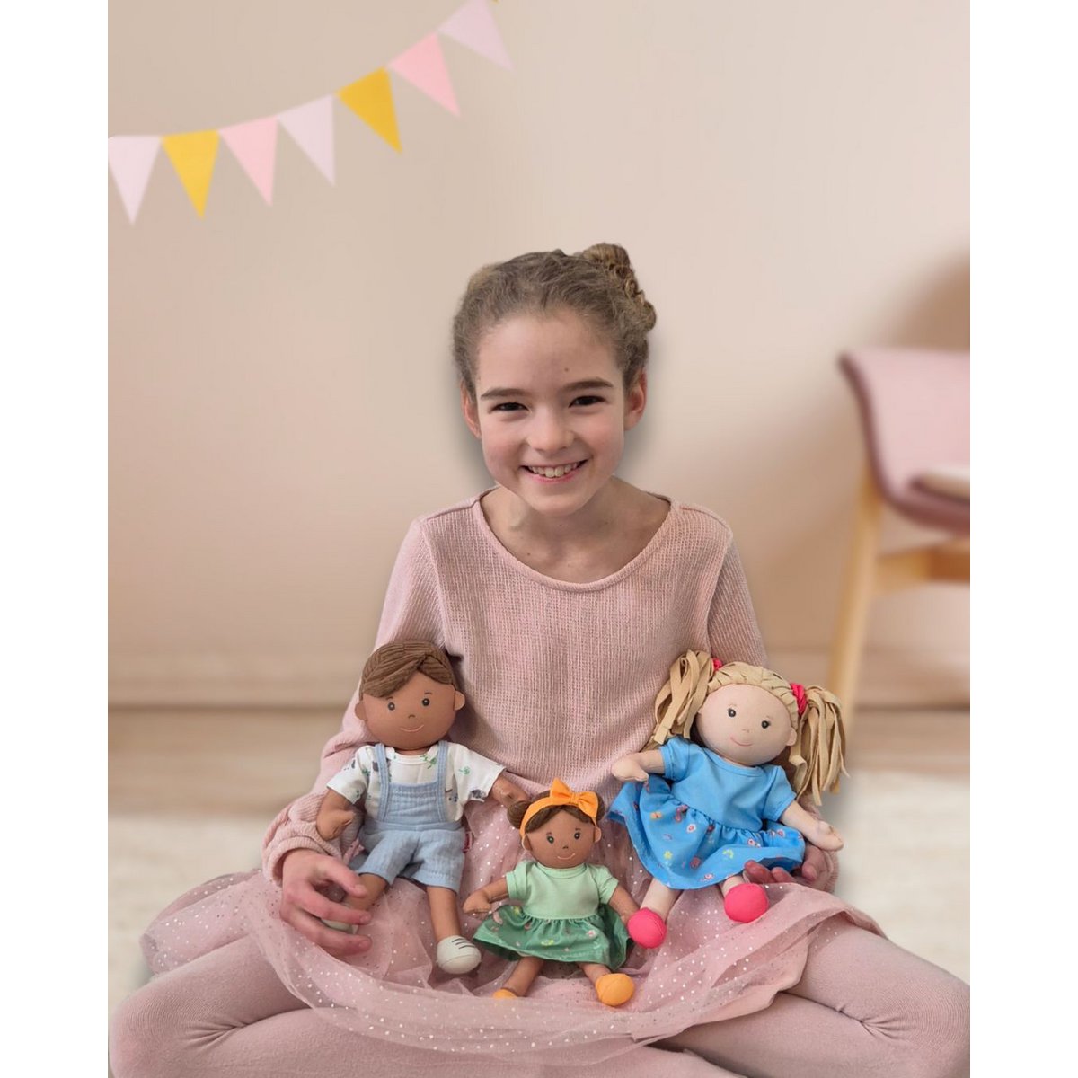 Doll di tessuto '' nela '' con vestito per indossare e decollare, 32 cm