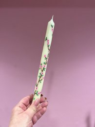 Vela de cena pintada a mano Crudo | flor rosa