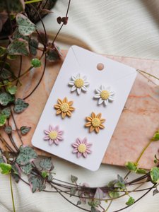 Studs set daisy