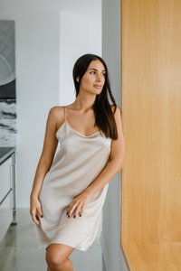 Seidenbeige Chemise