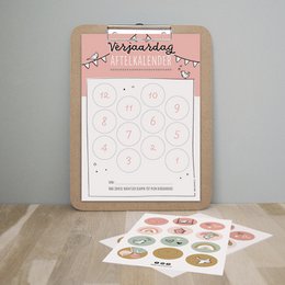 Fødselsdag nedtællingskalender | lyserød | inkl. klistermærker