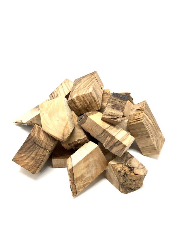 Rookhout voor het roken van olijven, hier 1 kg brokken of houten blokken