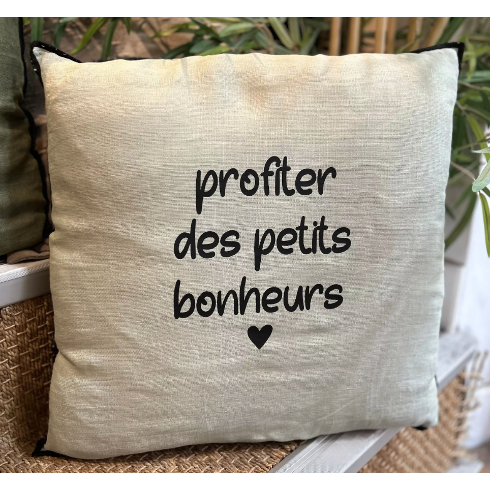 Linen square cushion
