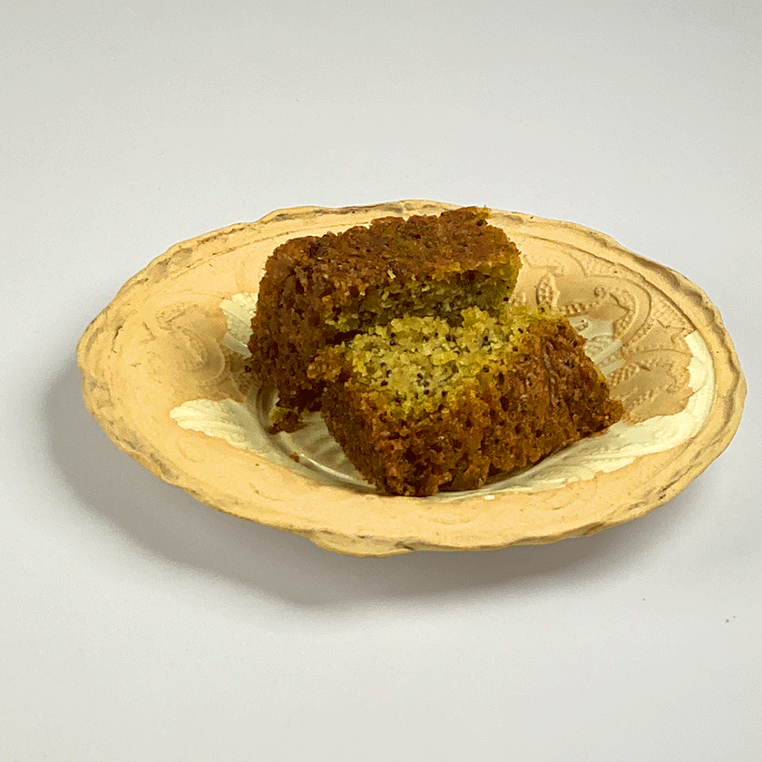 Elegant Cake Plates
