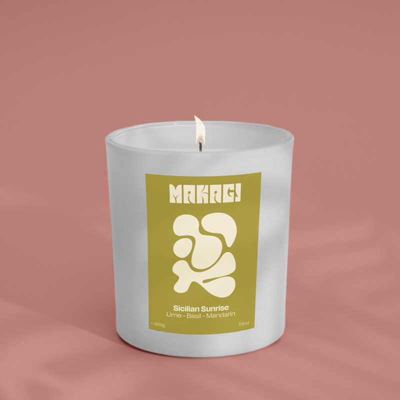 Cougie de parfum dans le verre du lever du soleil sicilien - citron vert, basilic et mandarin