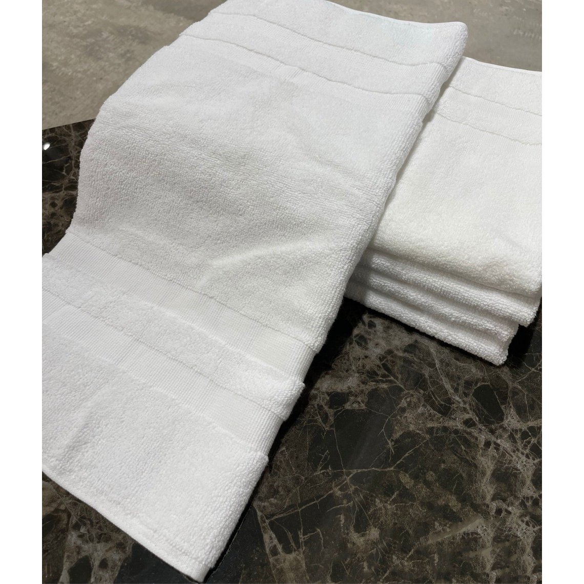 Hotel-Badezimmermatte Weiß