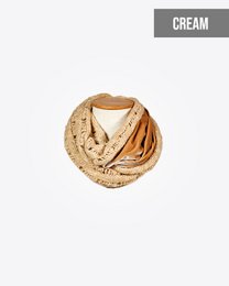 Cuello con Forro de Terciopelo: LIZBET