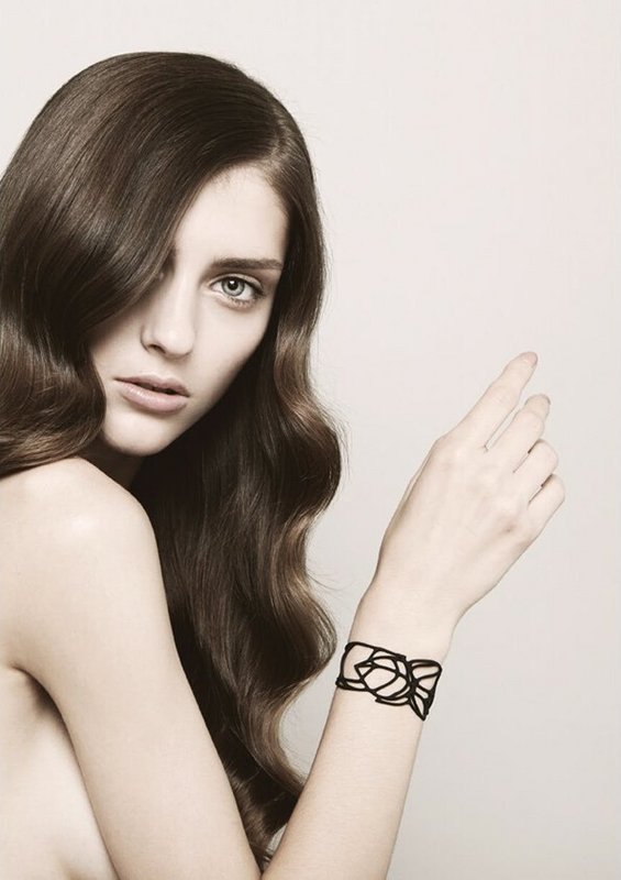 Bracciale in acacia nera