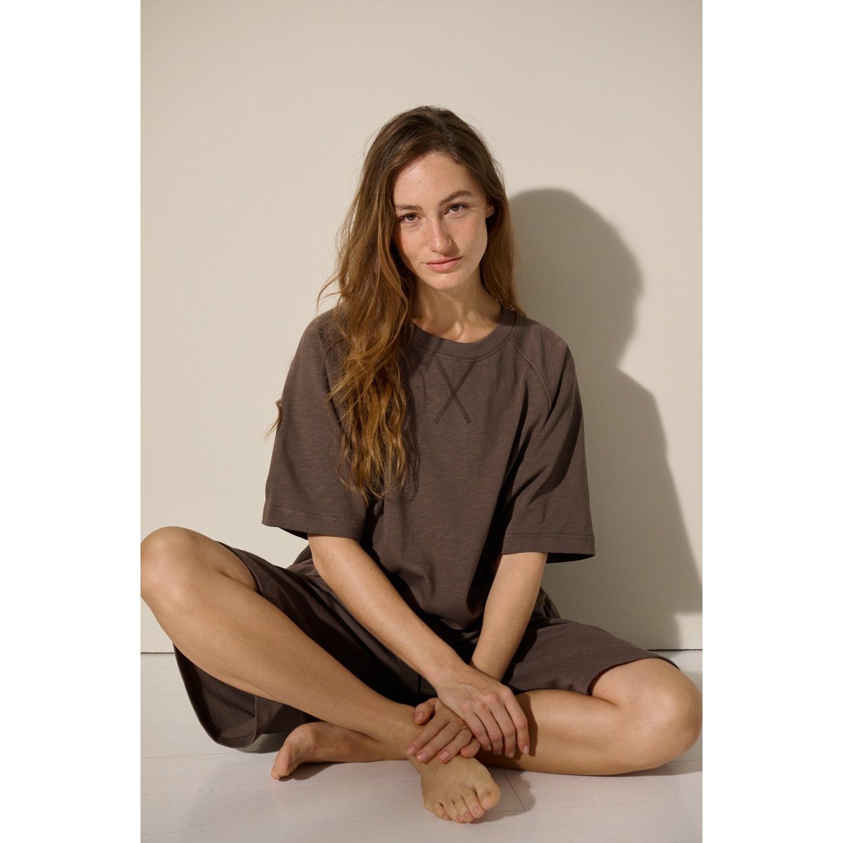 aura tee
