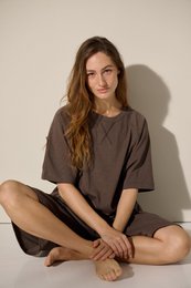aura tee