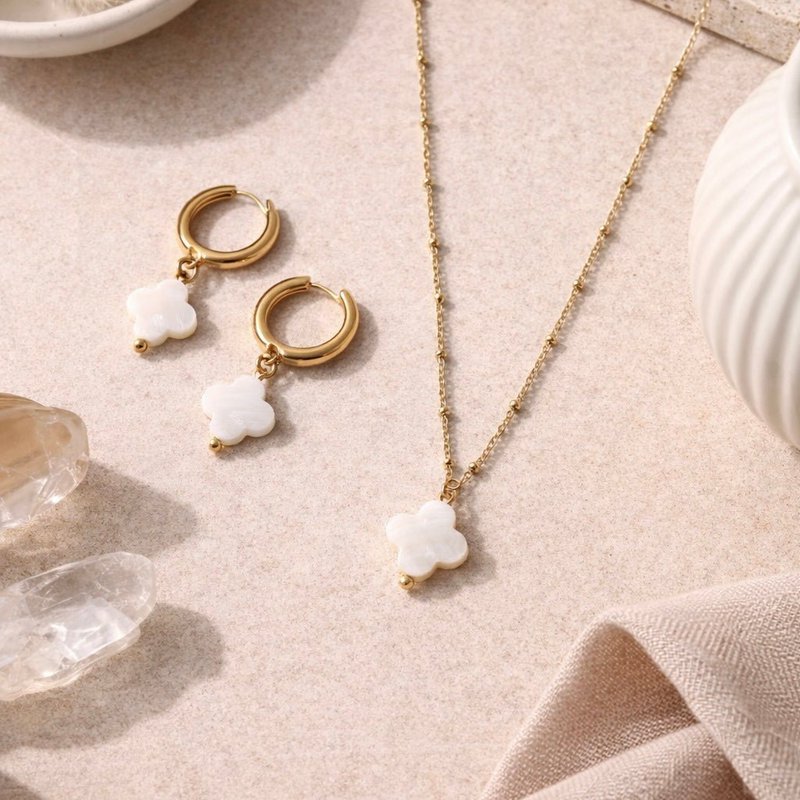 Clover Bloom – Hoops with White Four-Leaf Clover Charm