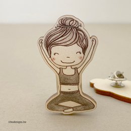 Holznadel - Yoga