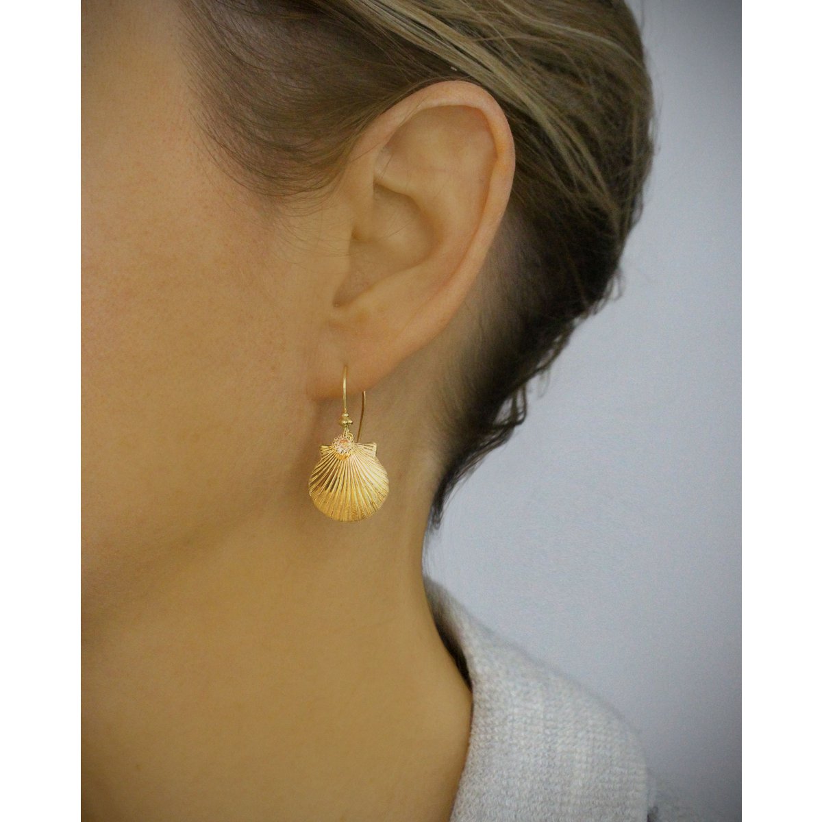 18K gold plated seashell earrings with crystals