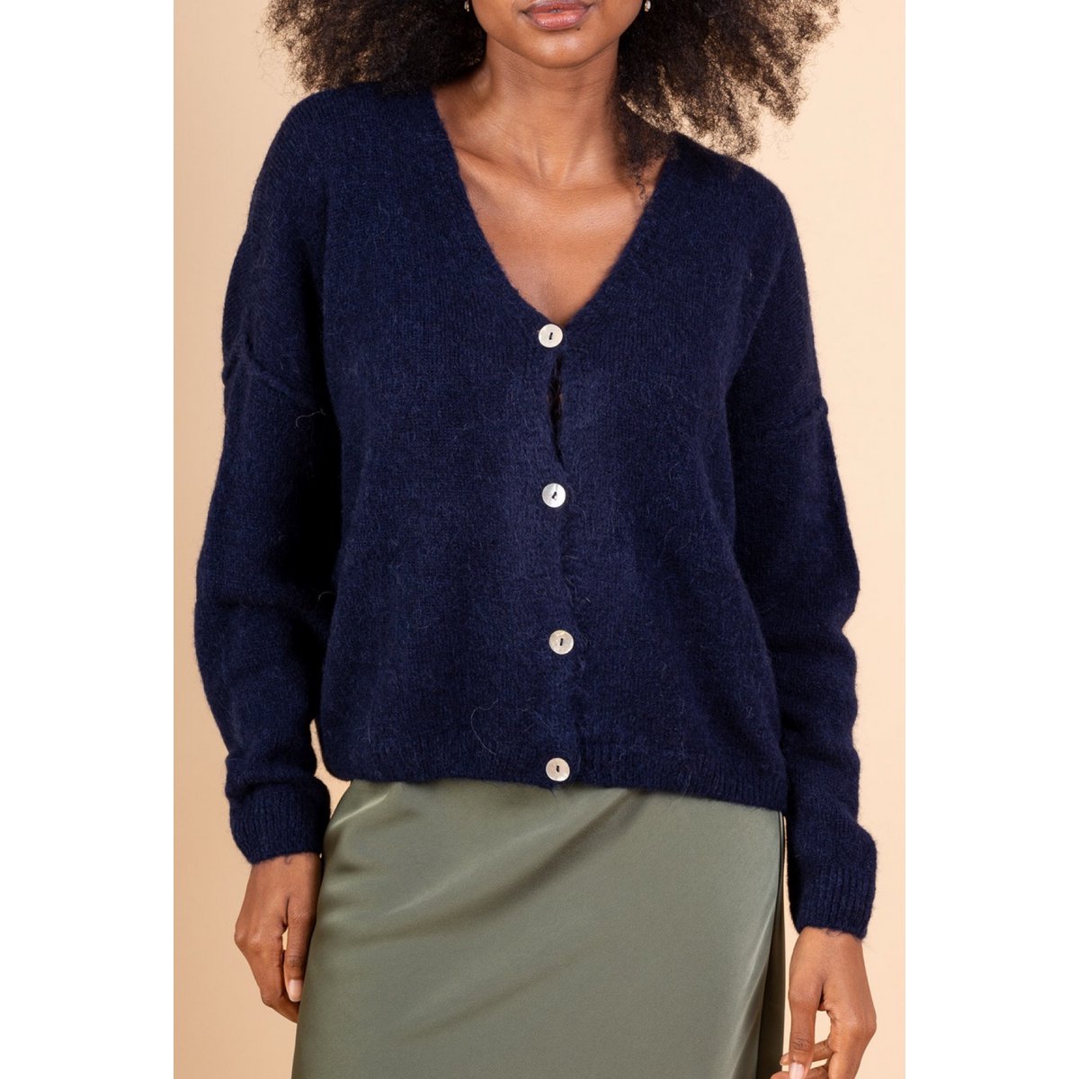 Cardigan Femme - Qualité Premium – Col V Profond en Maille Douce avec Boutons- ALPAGA/ LAINE - 23050
