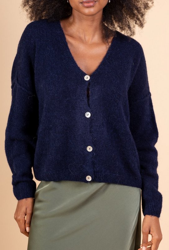 Dame cardigan - Premium kvalitet - Blød strik dyb V-hals med knapper - ALPACA/ULD - 23050