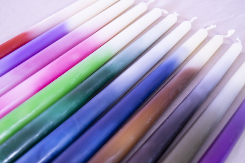 10" Ombre Beeswax Taper Candle - Lav din farvemix kopi