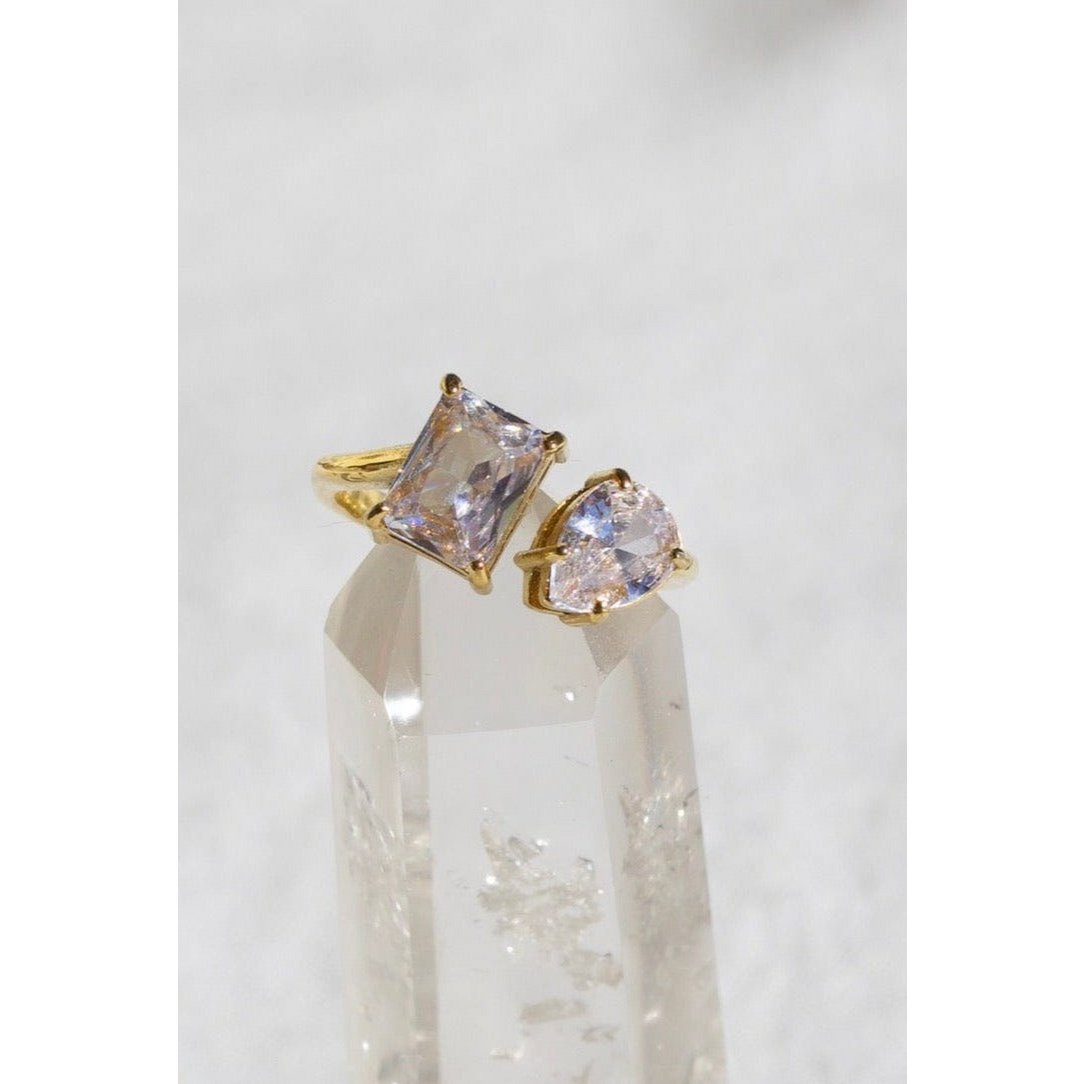 Helena - Pæreformet forlovelsesring vintage