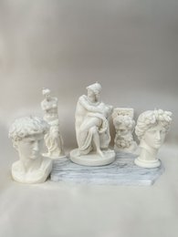 Mars and Venus Large Scented Candle