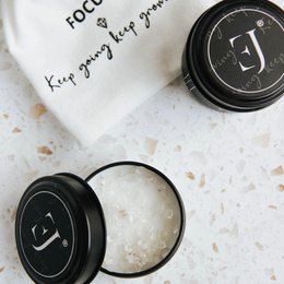 Kerze mit Zitat in einer Dose – „Keep getting keep grow“ (kleine Größe)