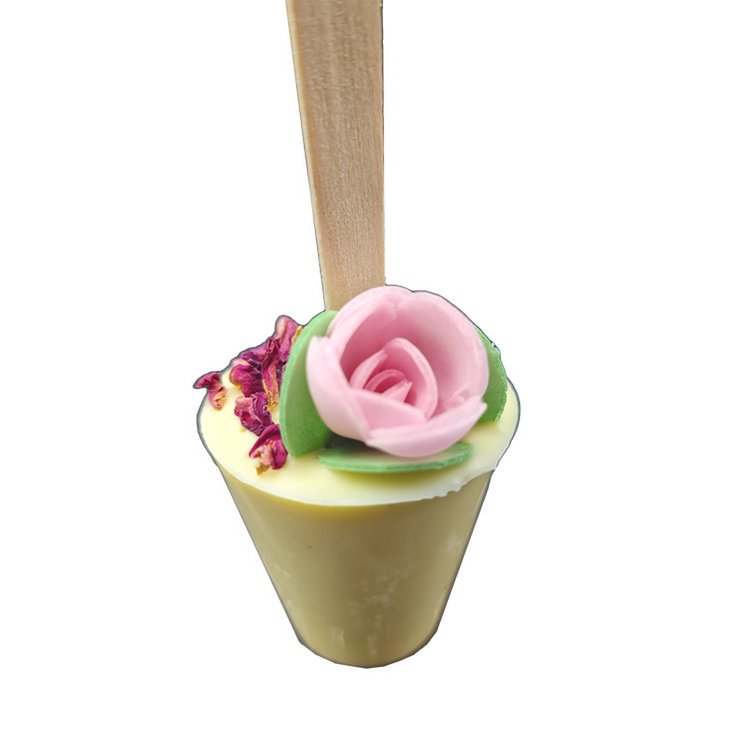 Weiße Trinkschokolade am Stick - Rose, Blume