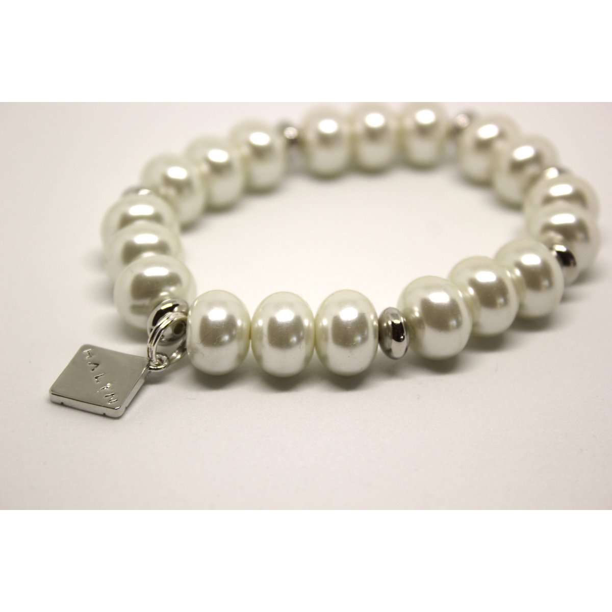 Madadeni Pearl Bracelet