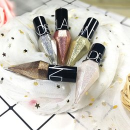 Nieuwe professionele glanzende eyeliners cosmetica voor vrouwen pigment zilver rose goud kleur vloeibare glitter eyeliner goedkope make-up