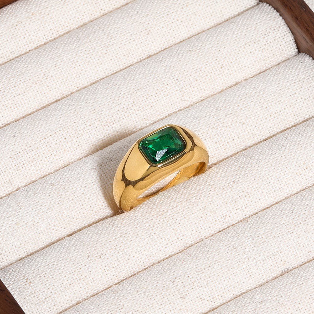 Lola - Green Stone Statement Gold Band