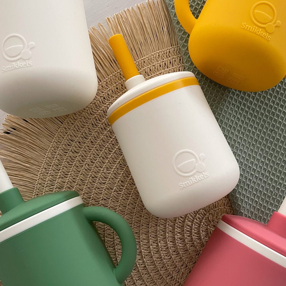 Silicone children's cup (white)