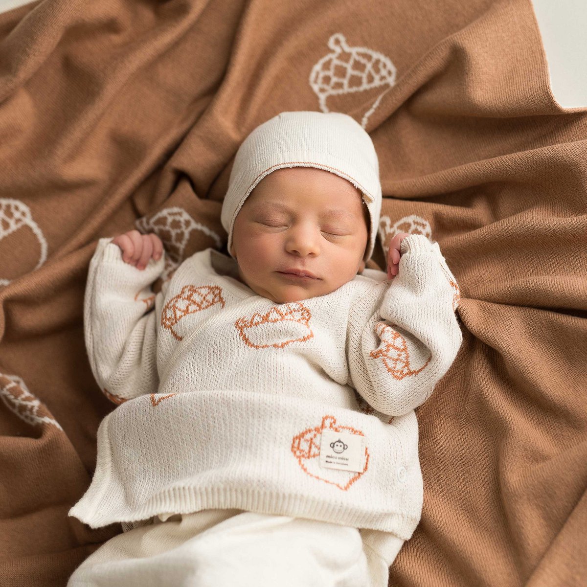 Babydecke Eichel ecru-braun
