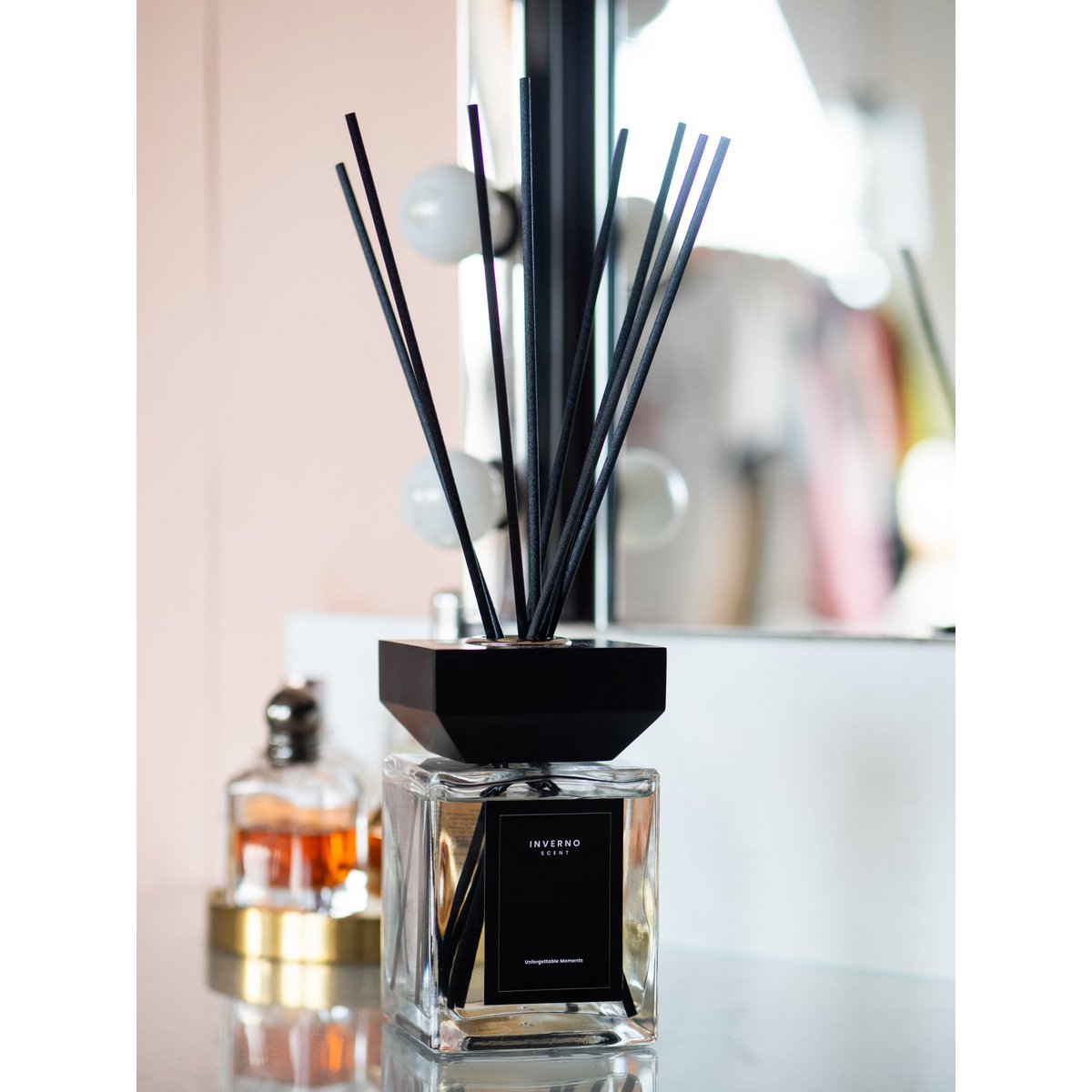 Luxury Fragrance Sticks Unforgettable Moments 500 ml