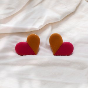 Ohrstecker Herz Magenta & Ockergelb