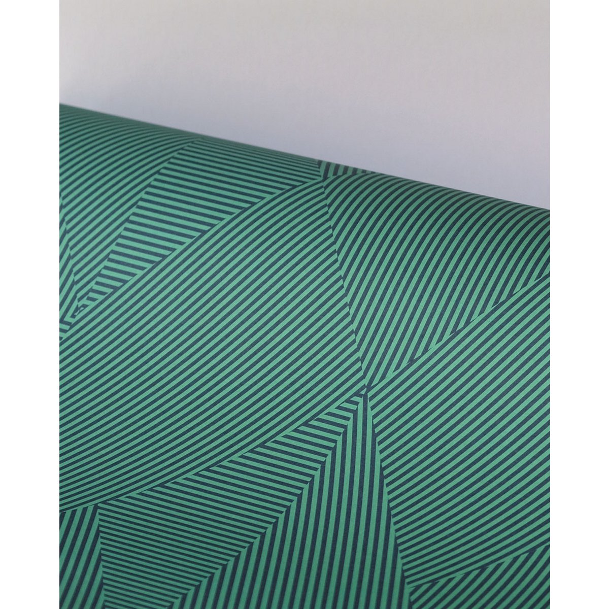 Waterstrepen cadeaupapier