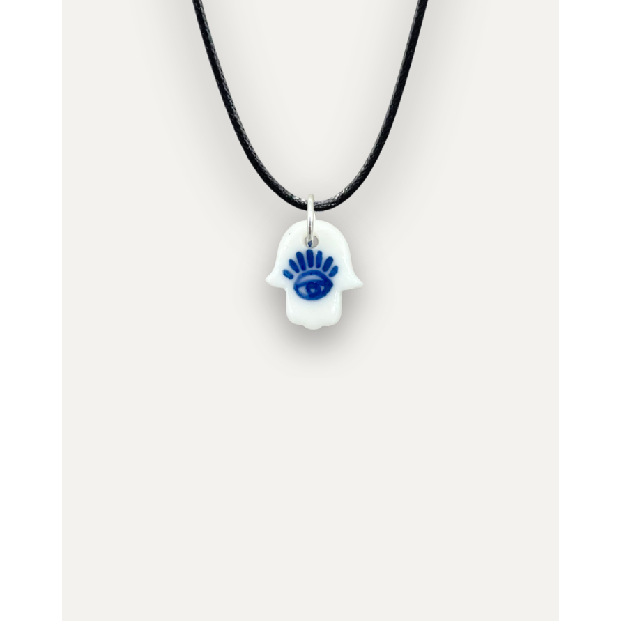 Charm - Petit Pendentif Main de Fatima en Porcelaine Bleue