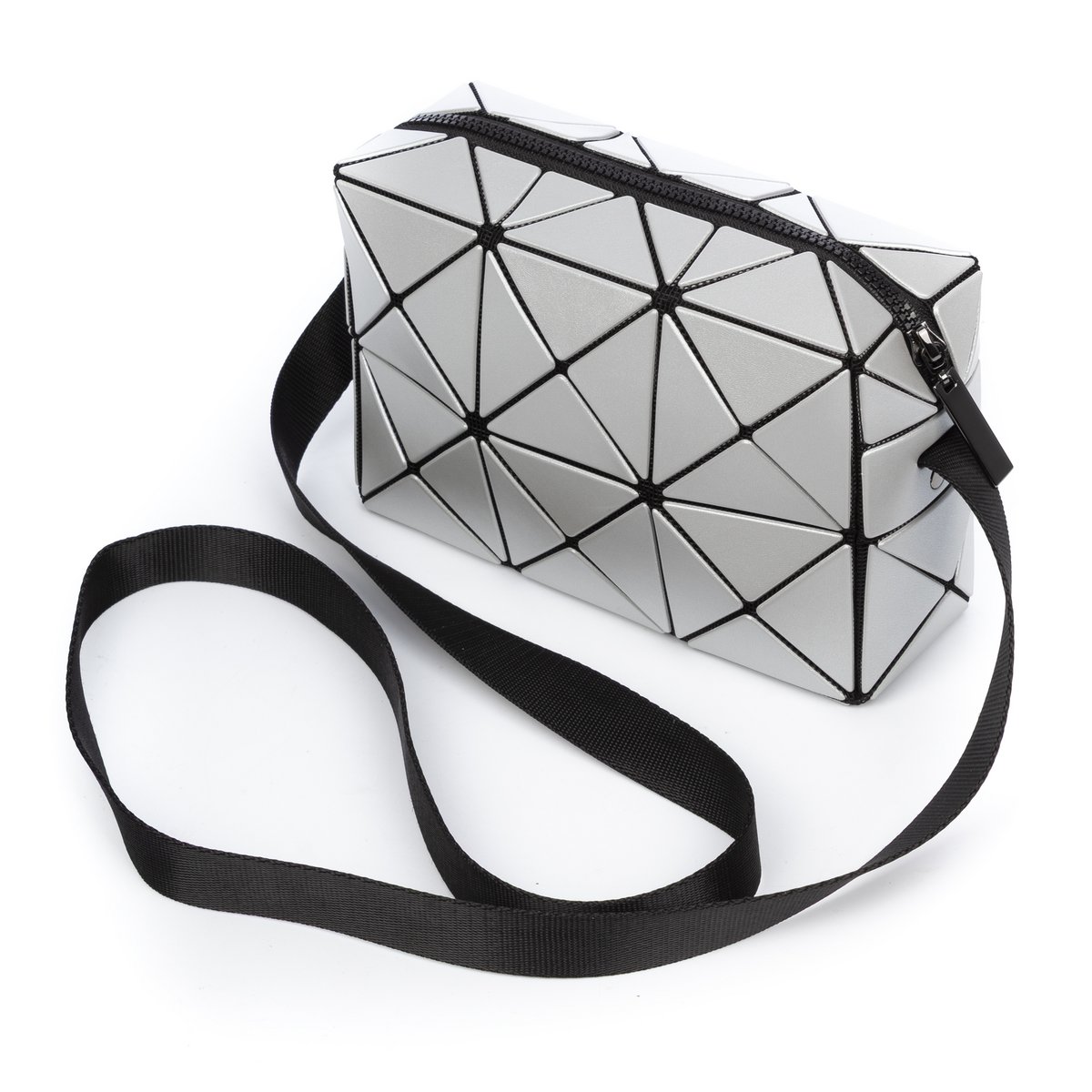 Iria Quintana Aso Crossbody Bag met geometrisch ontwerp. 17.5x6x11.5 cm.
