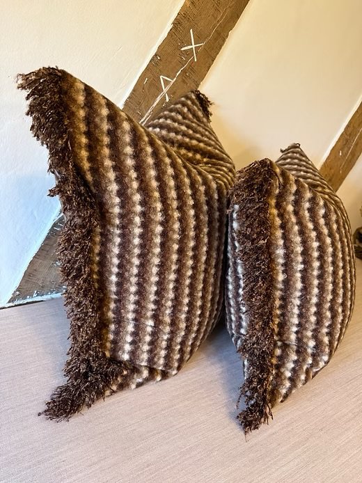 Handgefertigtes Dekokissen Jacky 60x60