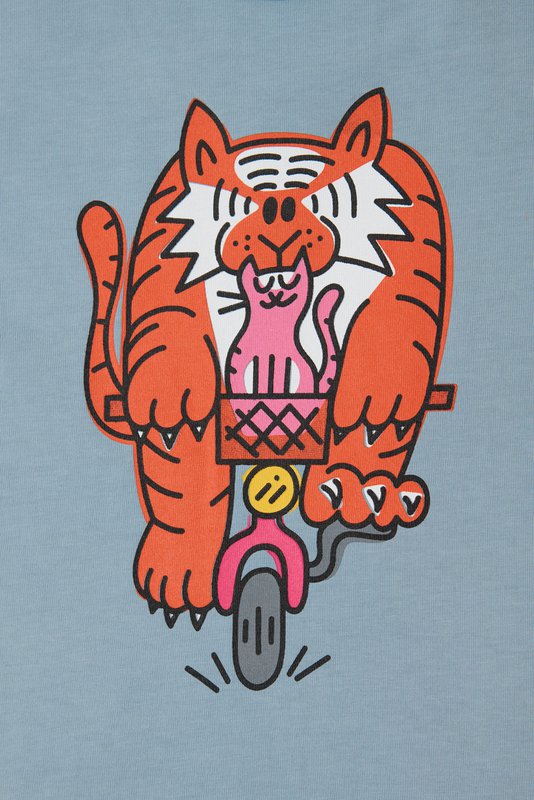 SCHWERES BASIC-T-SHIRT MIT GRAFIK „PEDAL FASTER“.
