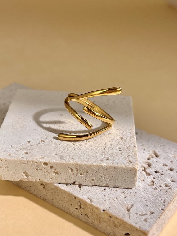 Verstelbare ring in geometrische "linea" staal