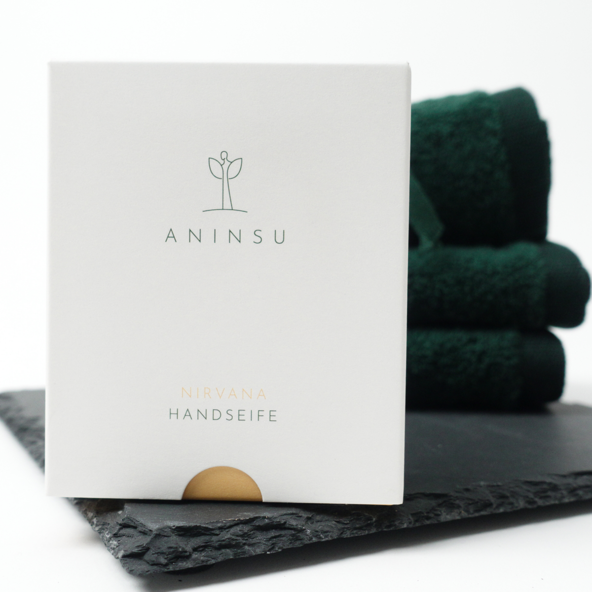 Savon pour les mains Nirvana par Aninsu | cosmétiques naturels certifiés | végétalien sans plastique fait à la main | aux huiles biologiques | Entretien de nettoyage | parfum unique | au curcuma et à l'argousier | 80g