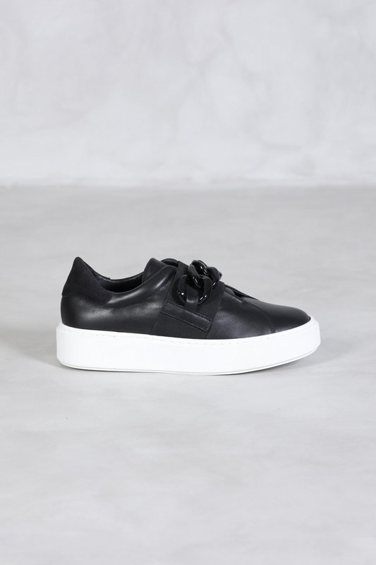EMMA BLACK - Laceless Sneakers