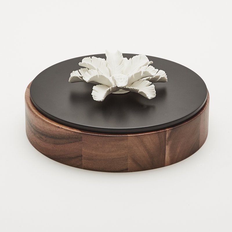 Wooden box and porcelain flower 20 cm - PALMI XL